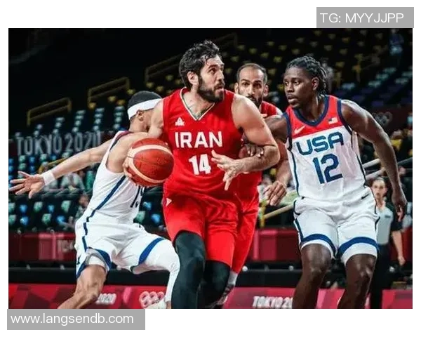 赛后分析：西安篮球队与成都篮球队的默契配合与战术对抗探讨